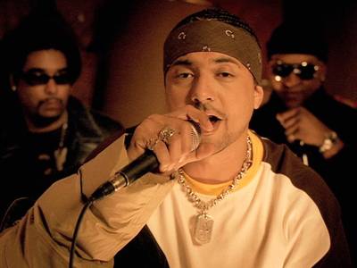 Sean Paul &quot;Get Busy&quot;&quot; - Just about everyone is ready to “Get Busy” on the dance floor in the video for Sean Paul’s single of that name. The singer never steps out from behind the mic, instead serving as the master of ceremonies for everyone’s good times.&nbsp;(Photo: Atlantic Records)