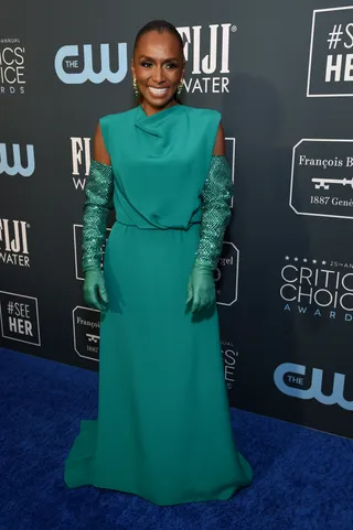 Janet Mock - Janet looked stunning in a teal gown and sequin gloves by&nbsp;Valentino FW19 Couture.&nbsp;(Photo: Taylor Hill/Getty Images) (Photo: Taylor Hill/Getty Images)