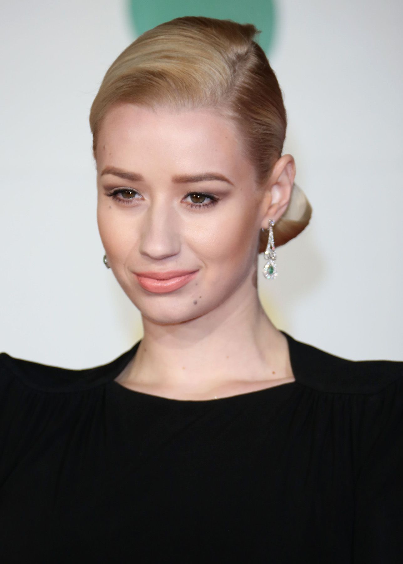 Top 5 Reasons That Image 1 From Top 5 Reasons That Iggy Azalea Is Winning Bet