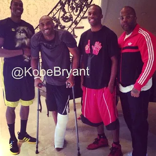 Kobe Bryant @kobebryant&nbsp; - Injured Los Angeles Lakers star&nbsp;Kobe Bryant&nbsp;got a home visit from teammates Dwight Howard and others this week after tearing his achilles.&nbsp;(Photo: Instagram via Kobe Bryant)