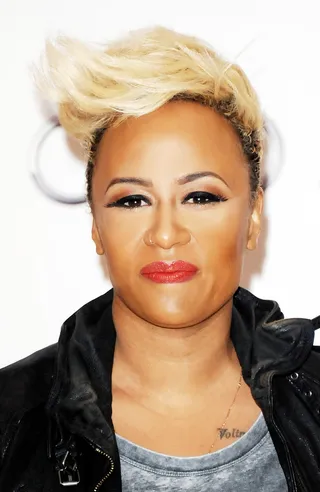 Emeli Sande @emelisande - Tweet: "Just off stage in Detroit , Coldplay tour continues, Next stop New Jersey!" The Scottish singer keeps her performances going from London's Olympics to the USA. (Photo: Stuart Wilson/Getty Images)