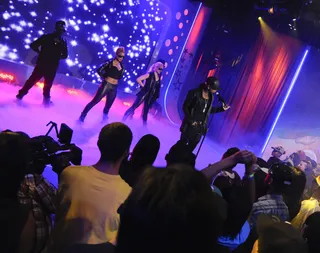 In Shape - Ne-Yo performs at 106 &amp; Park, August 1, 2012. (Photo: John Ricard / BET)