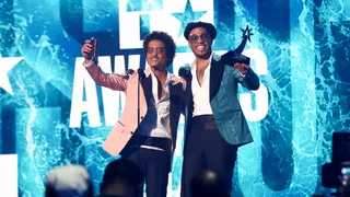 BETA 21 | Highlights Galllery Silk Sonic | 1920x1080