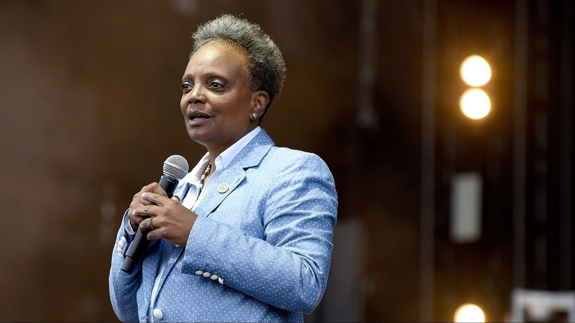 Why Chicago Chose To Drop Mayor Lori Lightfoot And Gear Up For A Political  Battlestorm, News