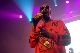 Snoop Monster - Uncle Snoop brought out the Dogg for some classic cuts at the Monster headphones bash.(Photo: Arnold Wells/WENN)