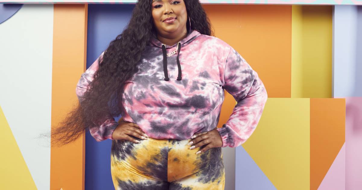 Have We Finally Figured Out Who Lizzo's 'New Man On The Minnesota Vikings'  Is?, News