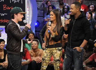 Josh Hutcherson with Terrence and Rocsi - Josh Hutcherson plays a game of "This or That" and is baffled by the term "Lace Front" at 106 &amp; Park, March 22, 2012. (Photo: John Ricard / BET)