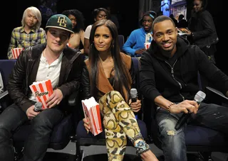 Josh Hutcherson with Terrence J and Rocsi - Josh Hutcherson prepares to view a scene from "The Hunger Games" with Rocsi Diaz and Terrene J at 106 &amp; Park, March 22, 2012. (Photo: John Ricard / BET)