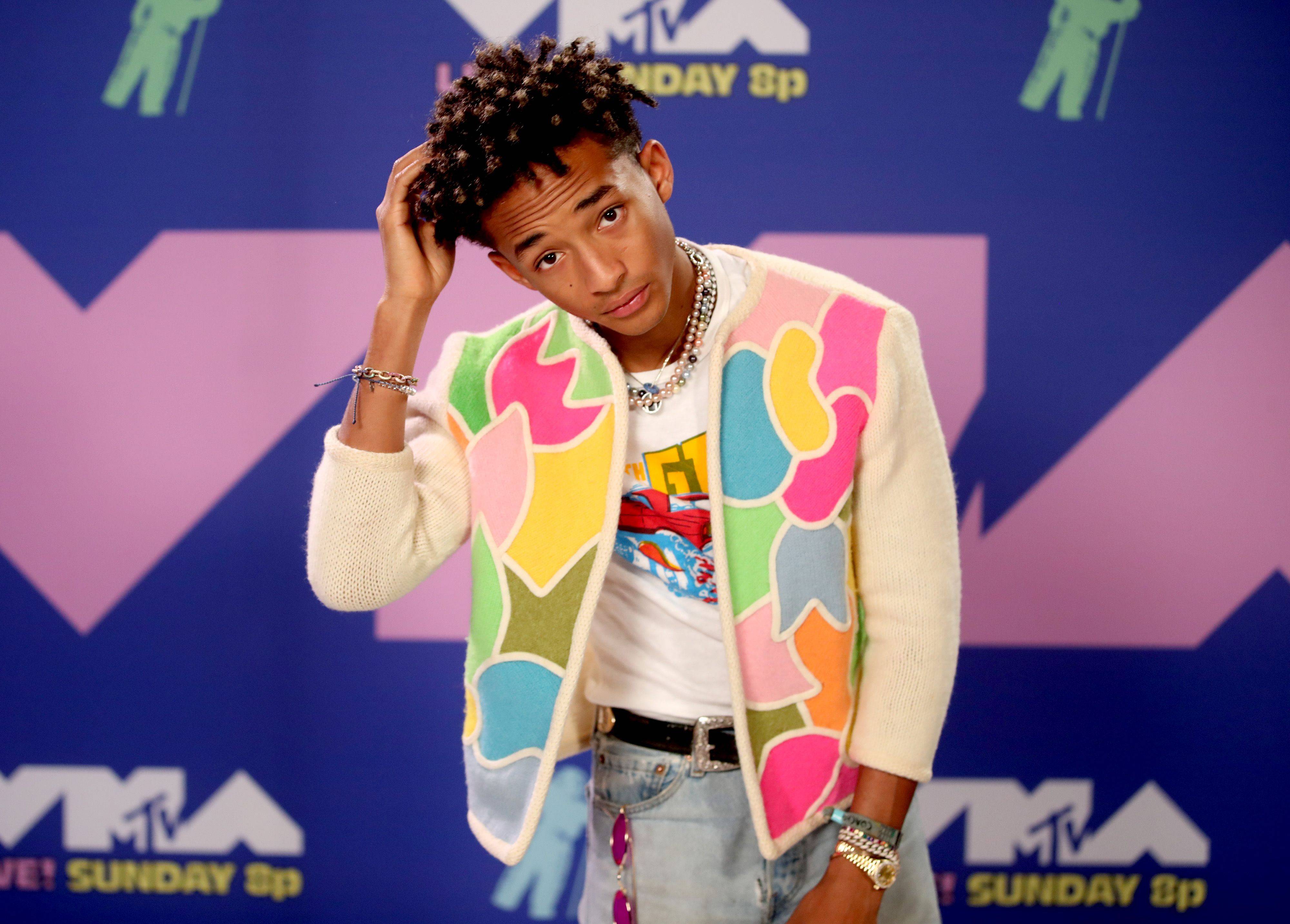 Mood!: Jaden Smith Carries A $3K Louis Vuitton Tote Bag During His Personal  Shopping Spree, News