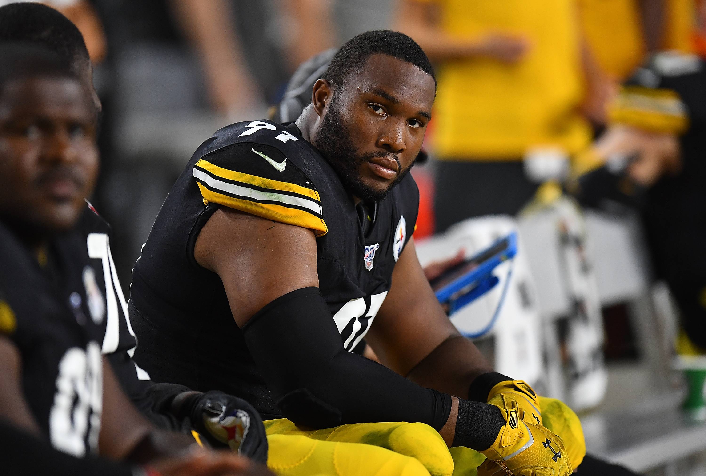 Steelers' Stephon Tuitt won't kneel during anthem: 'Screw anybody