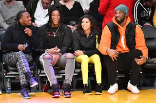Kobe Bryant&nbsp;And Daughter, Gianna Bryant - Kobe Bryant&nbsp;and his 13-year-old daughter&nbsp;Gianna Bryant&nbsp;were all smiles as they watched the Los Angeles Lakers take on the Dallas Mavericks.&nbsp;We were not surprised to see such excitement from the daddy-daughter duo who witnessed a win from the retired NBA star’s former team.&nbsp;(Photo: Allen Berezovsky/Getty Images) (Photo: Allen Berezovsky/Getty Images)