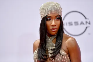 Sevyn Streeter - Sevyn Streeter&nbsp;is giving us 90's vibes with a crystal embellished headpiece with straight hair underneath featuring bumped ends.&nbsp; (Photo by Paras Griffin/Getty Images for BET)