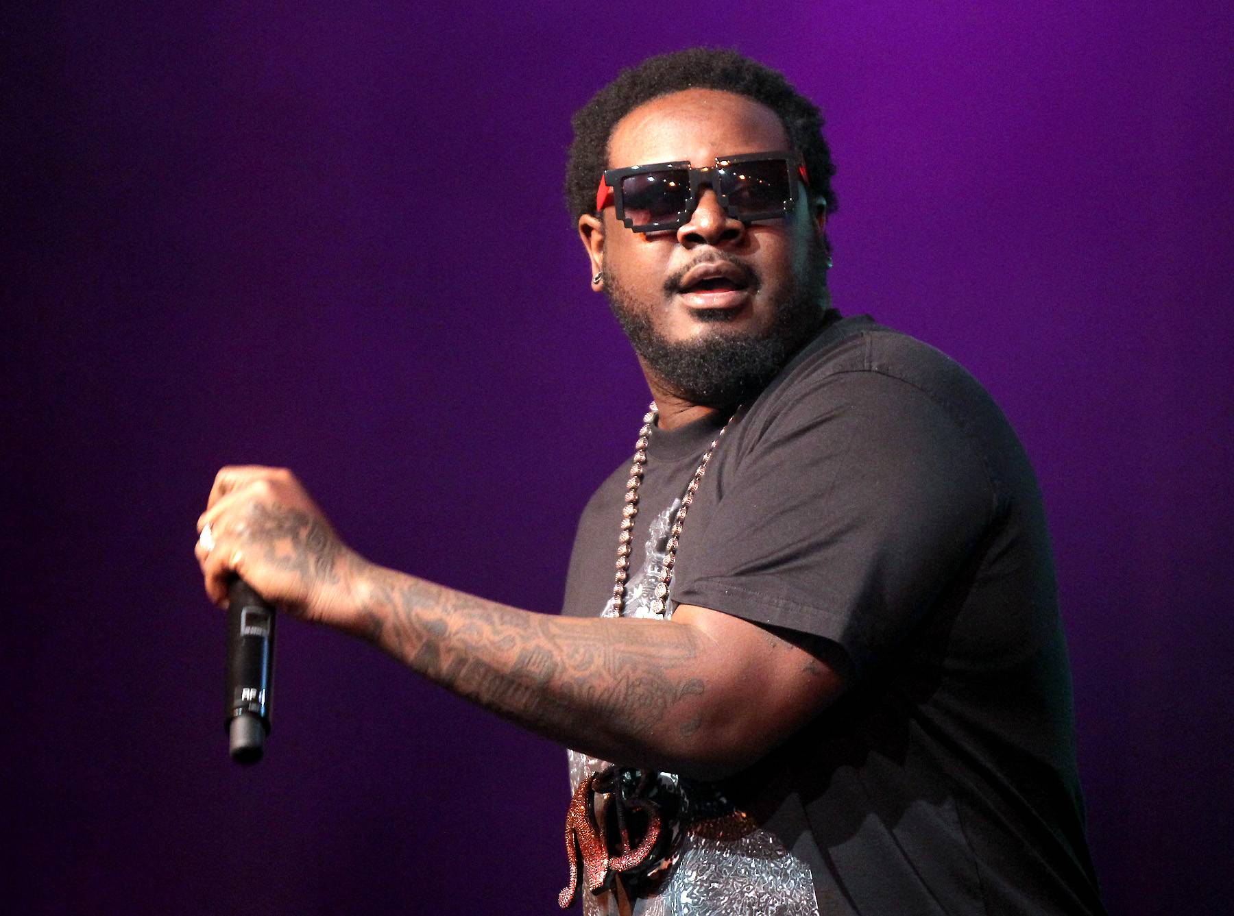 T-Pain американский певец. Очки t Pain. Руслана t Pain.