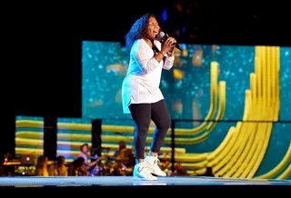 Sounding Like a Million Dollars - Songtress Stephanie Mills serves up passion and pitch-perfect vocals as she tightens up her performance for the biggest night in soul music.(Photo: David Becker/Getty Images for BET)