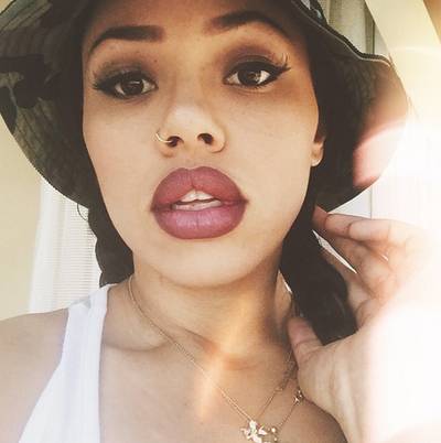 Lips for Days - Step aside Angelina Jolie, there's a new kid in town with enviable lips!  (Photo: Elle Varner via Instagram)