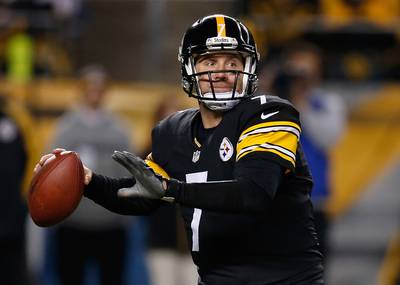 Roethlisberger Has Another Six-Touchdown Game - What was Ben Roethlisberger's encore to a franchise-record six-touchdown game? Another six-TD performance, this time setting an NFL record. Big Ben threw for 340 yards and six touchdowns to lead the Pittsburgh Steelers to a 43-23 home win over the Baltimore Ravens on Sunday, becoming the first quarterback in league history to toss six TDs in back-to-back games. With the win, the Steelers improve to 6-3 on the season.&nbsp;(Photo: Gregory Shamus/Getty Images)