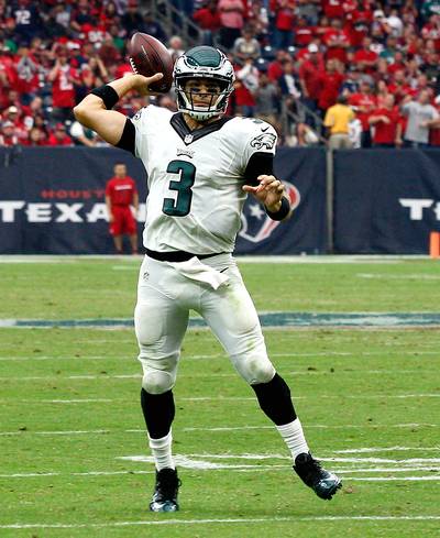 Eagles' Foles Breaks Collarbone, Sanchez in at QB - When Nick Foles broke his collarbone at the end of the first quarter against the Houston Texans on Sunday, Mark Sanchez came in and led the Philadelphia Eagles to a 31-21 home win. The victory, coupled with the Dallas Cowboys' loss, moves the Eagles to first place atop the NFC East division with a 6-2 record.&nbsp;With Foles out indefinitely, the Eagles will look to Sanchez to continue filling in at quarterback admirably.(Photo: Bob Levey/Getty Images)