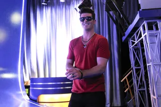 On set. - Robin Thicke is ready to hit the A Very BET Christmas stage.&nbsp; (Photo: John Ricard / BET)