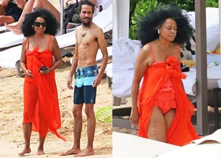 Diana Ross - 73 where?! Diana Ross shows us how age-defying her body really is on the beach in Hawaii.&nbsp;(Photos: Splash News)