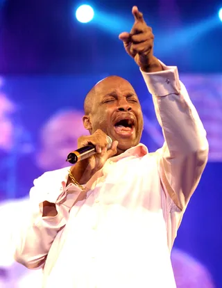 All Or Nothing - Pastor Donnie never gives half a performance. You can feel the passion even in this photo from the 2004 Essence Music Festival. (Photo by Chris Graythen/Getty Images)