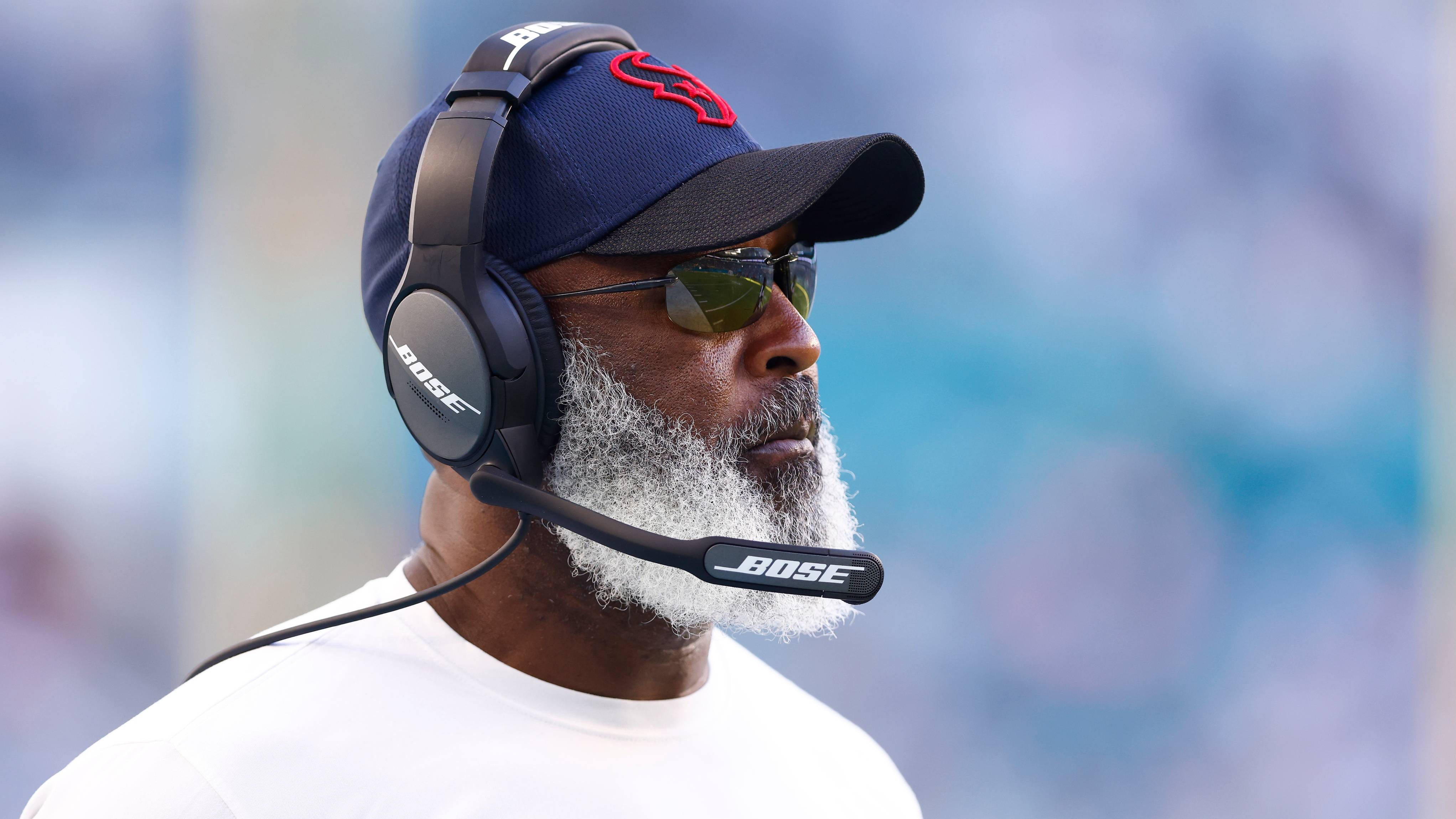 Houston Texans fire coach Lovie Smith after just one season