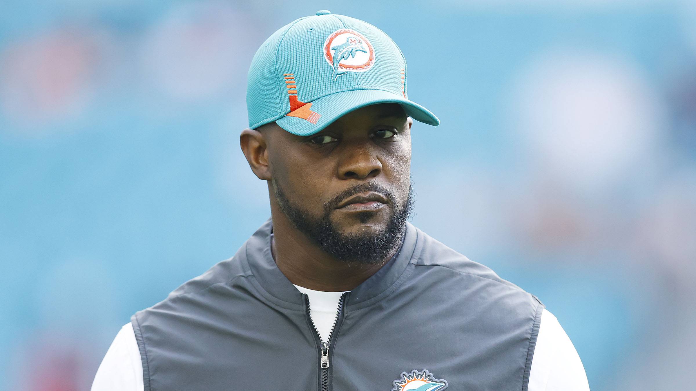 Brian Flores sues NFL, three teams as former Miami Dolphins coach alleges  racism in hiring practices - ESPN