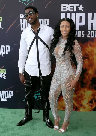 BRRR - Gucci Mane and girlfriend Keyshia Ka'oir rip the carpet! We love seeing these two together and we love seeing Gucci free. (Photo: Bennett Raglin/BET/Getty Images for BET)