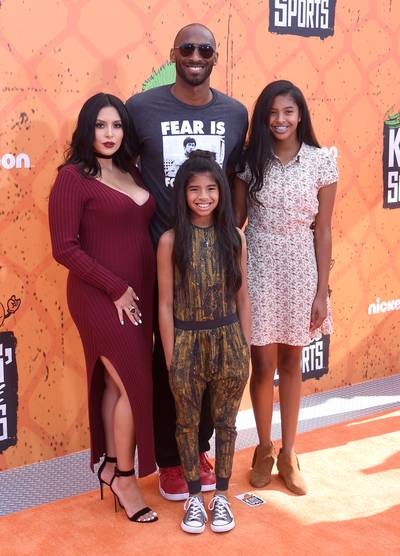 Kobe Bryant&nbsp;with wife Vanessa Bryant and daughters Gianna &quot;GiGi&quot; Maria Onore and Natalia Diamante at the Nickelodeon Kids' Choice Sports Awards 2016&nbsp; - Kobe Bryant&nbsp;with wife Vanessa Bryant and daughters Gianna &quot;GiGi&quot; Maria Onore and Natalia Diamante at the Nickelodeon Kids' Choice Sports Awards 2016(Photo: Gregg DeGuire/WireImage) (Photo: Gregg DeGuire/WireImage)