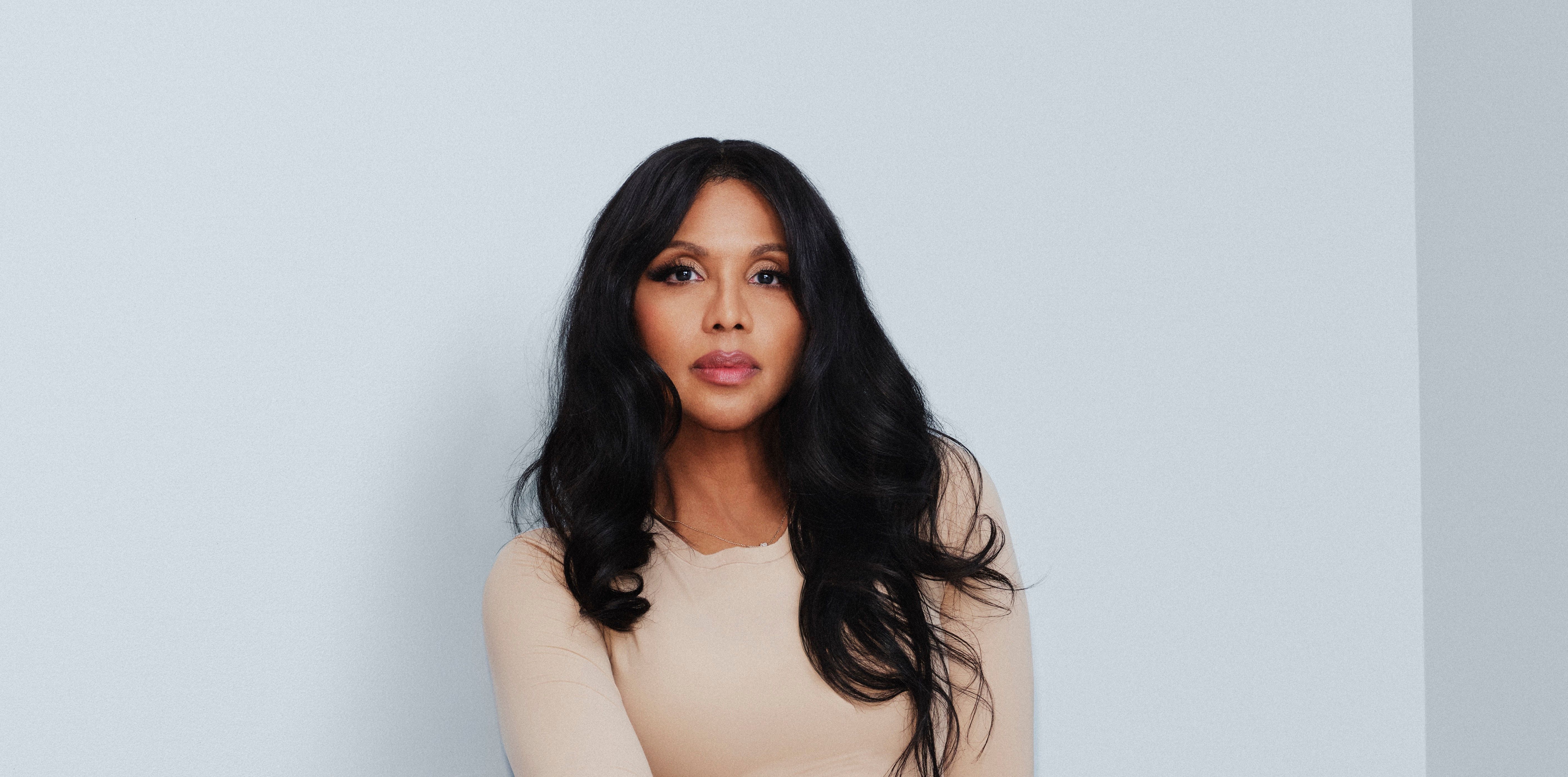 How Toni Braxton Turned An Autoimmune Disease Into A Superpower - Vimarsana News