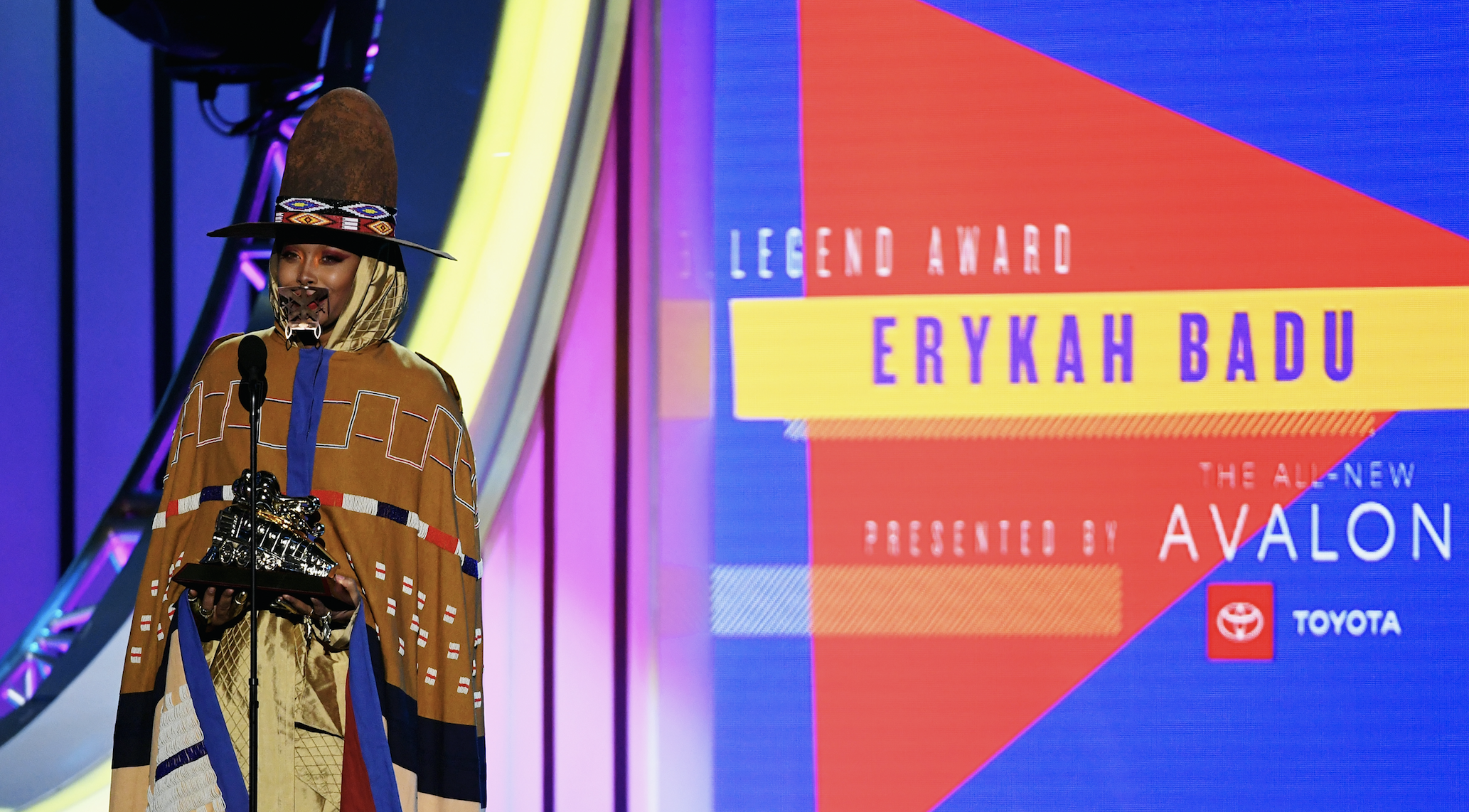 Erykah Badu's 2018 BET Hip Hop Awards Cypher: Watch