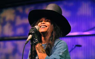 603307787AC00026_will_i_am_