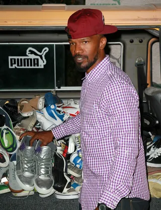 Good Deeds\r - Actor Jamie Foxx attends PUMA's &quot;Riddim &amp; Run&quot; event benefitting Soles4Souls at Siren Studios in Hollywood. The charity event donates shoes to adults and children in need.&nbsp; (Photo: David Livingston/Getty Images)