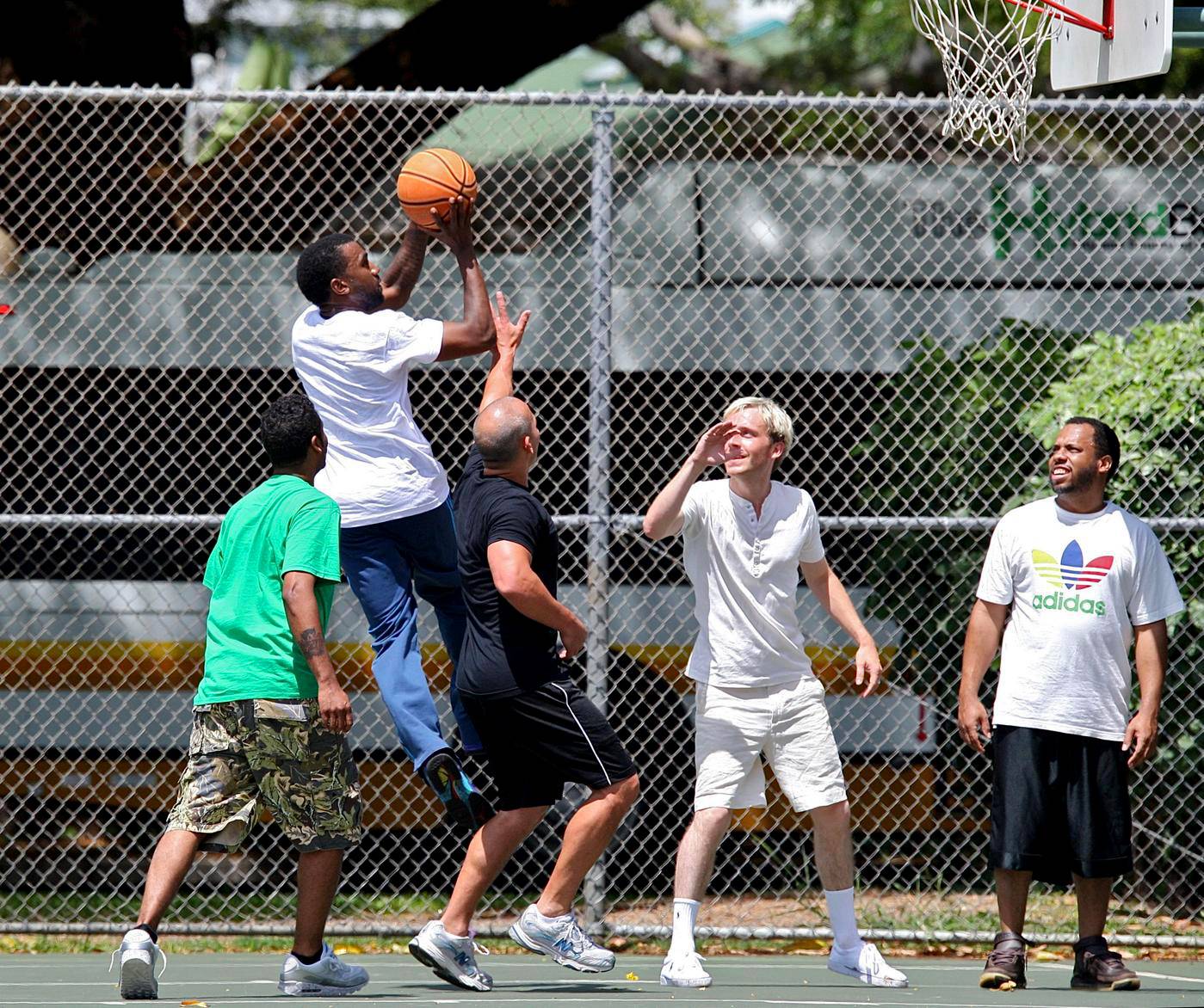 NBA All-Star Celebrity Game: Common, Ne-Yo, Trey Songz Hooping It
