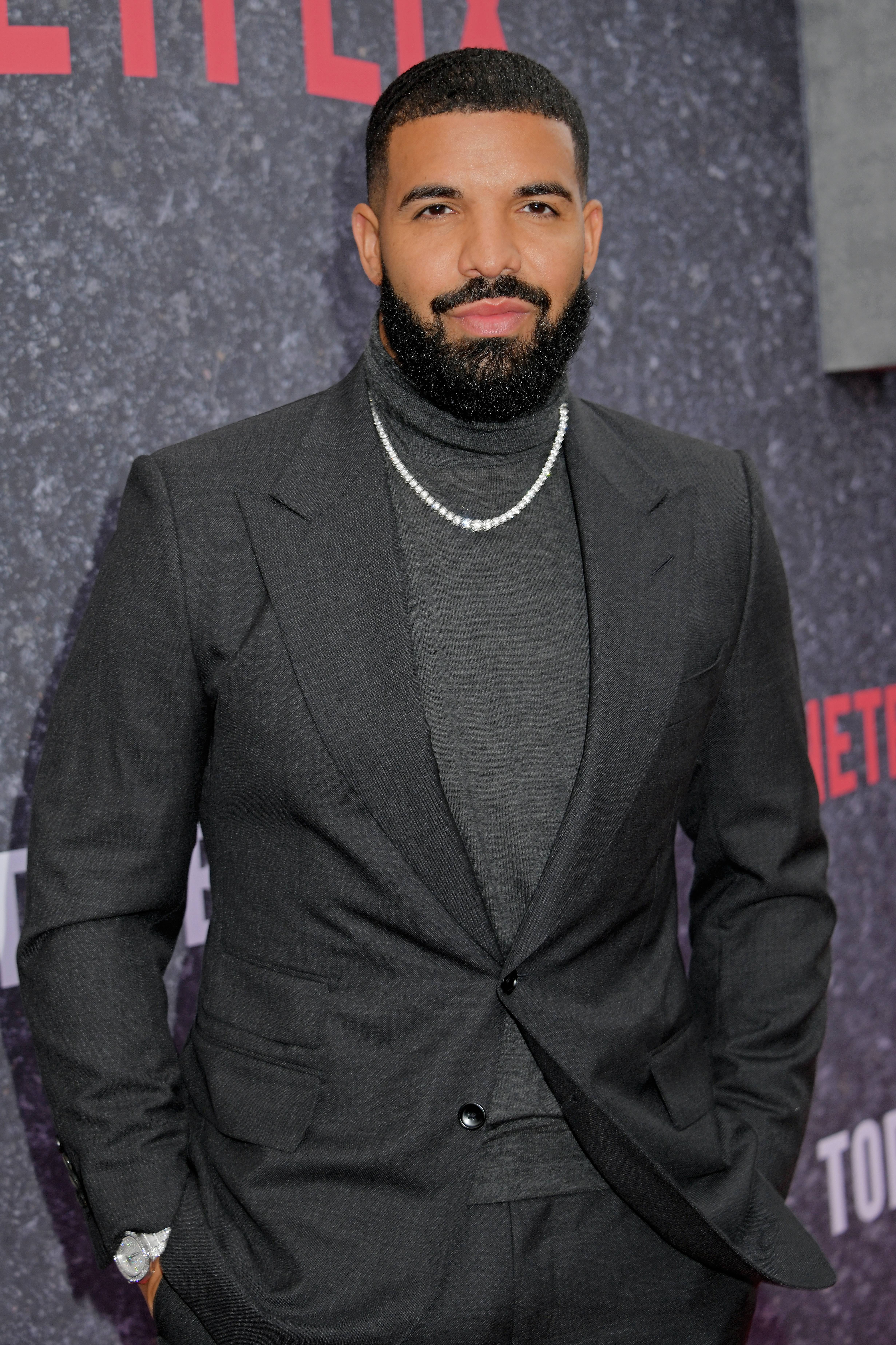 LONDON, ENGLAND - SEPTEMBER 04: Drake attends the UK Premiere of "Top Boy" at the Hackney Picturehouse on September 04, 2019 in London, England. (Photo by David M. Benett/Dave Benett/WireImage)