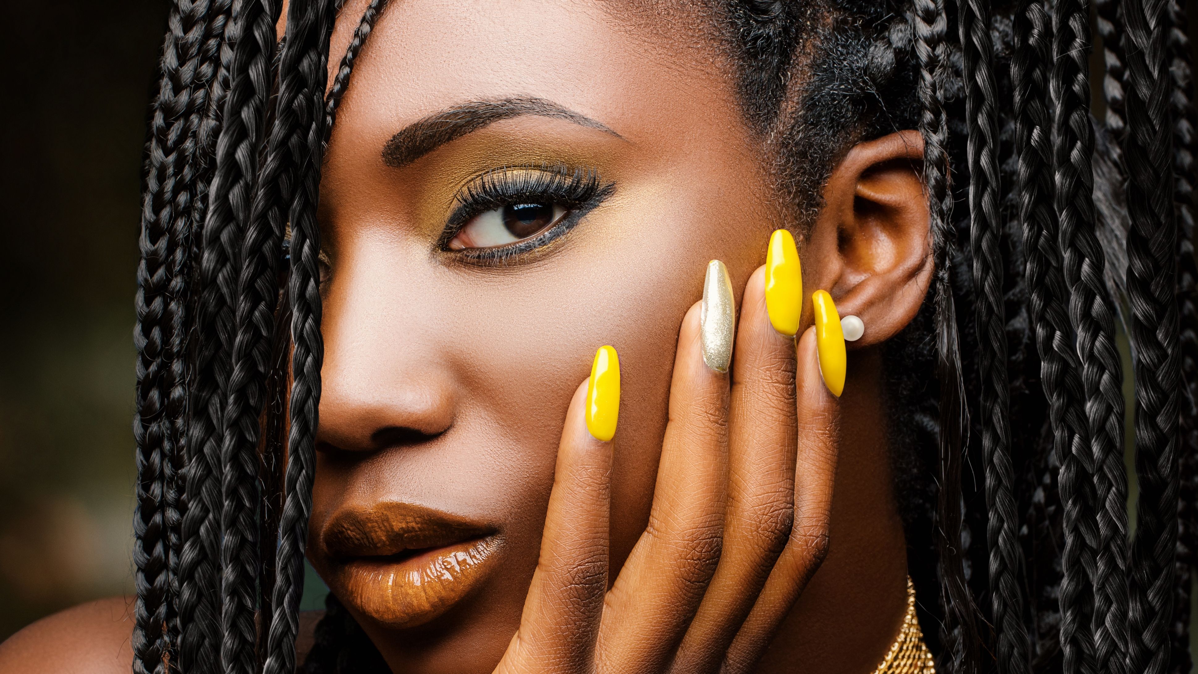 Are Trendy French Curl Braids Just Nollywood Braids Rebranded? - Vimarsana News