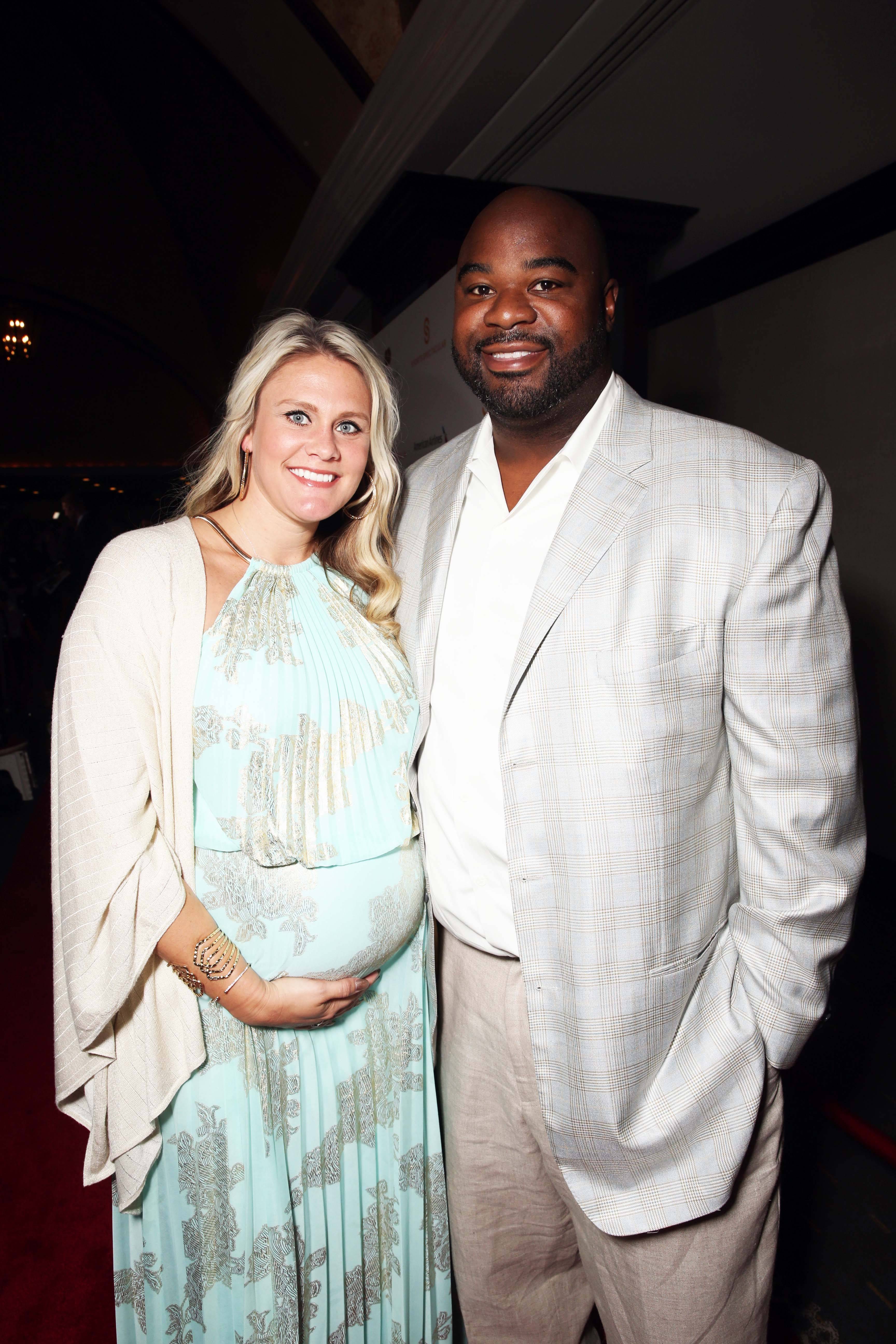 Former Washington Redskins, Tennessee Titans defensive tackle Albert  Haynesworth alleges mother of his child racially, physically abused him -  ESPN