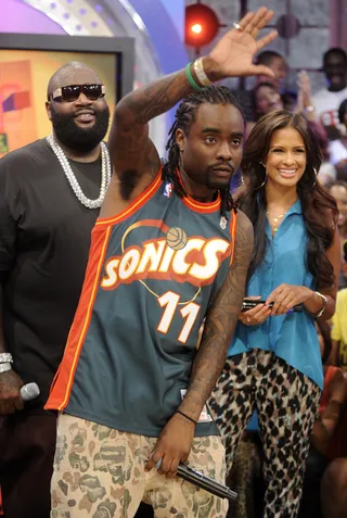 Wave to the Fans - Wale at 106 &amp; Park, June 26, 2012. (Photo: John Ricard / BET)