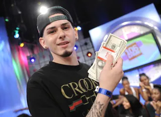 Pure Cash - Audience member wins cash from MMG at 106 &amp; Park, June 26, 2012. (Photo: John Ricard / BET)