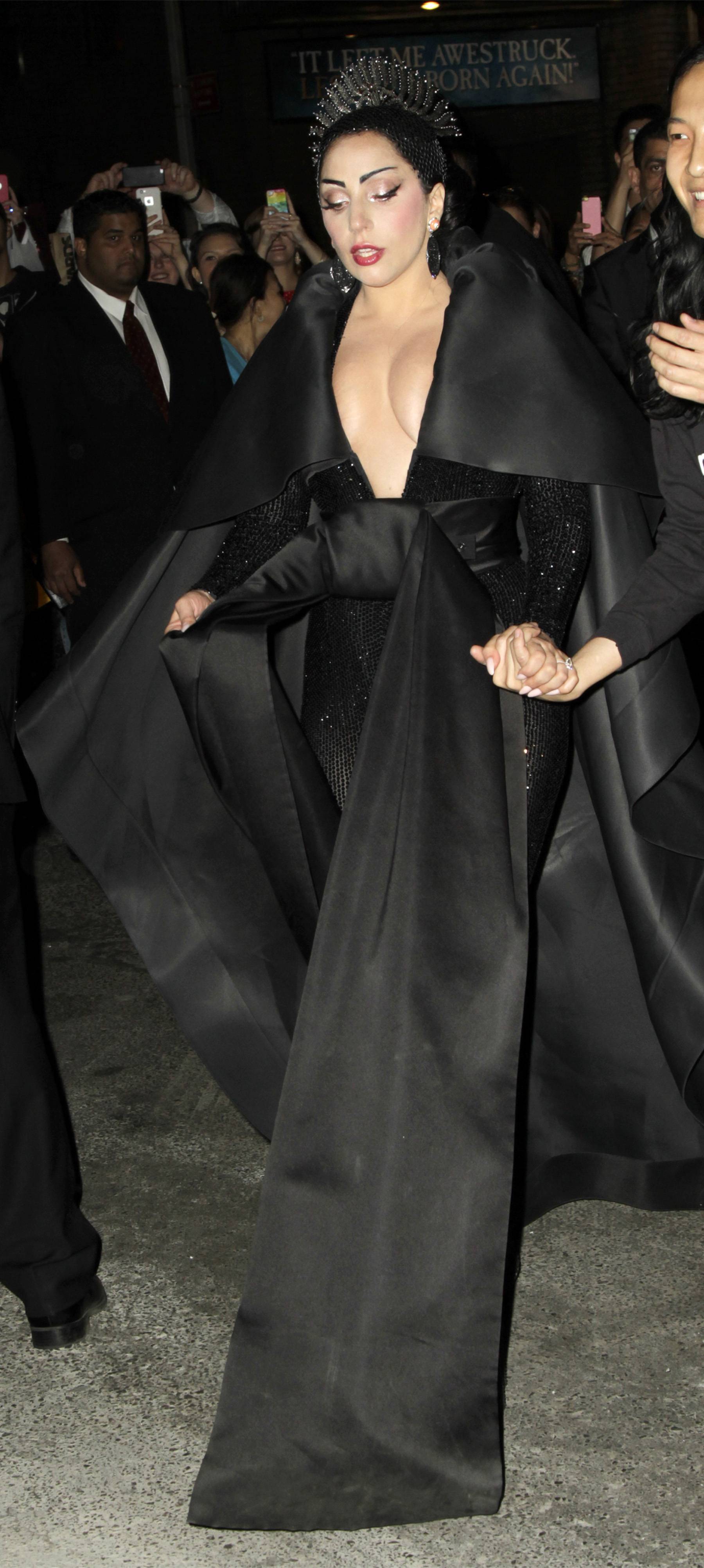 Selena Gomez Rihannas Met Gala Afterparty May 4, 2015 – Star Style