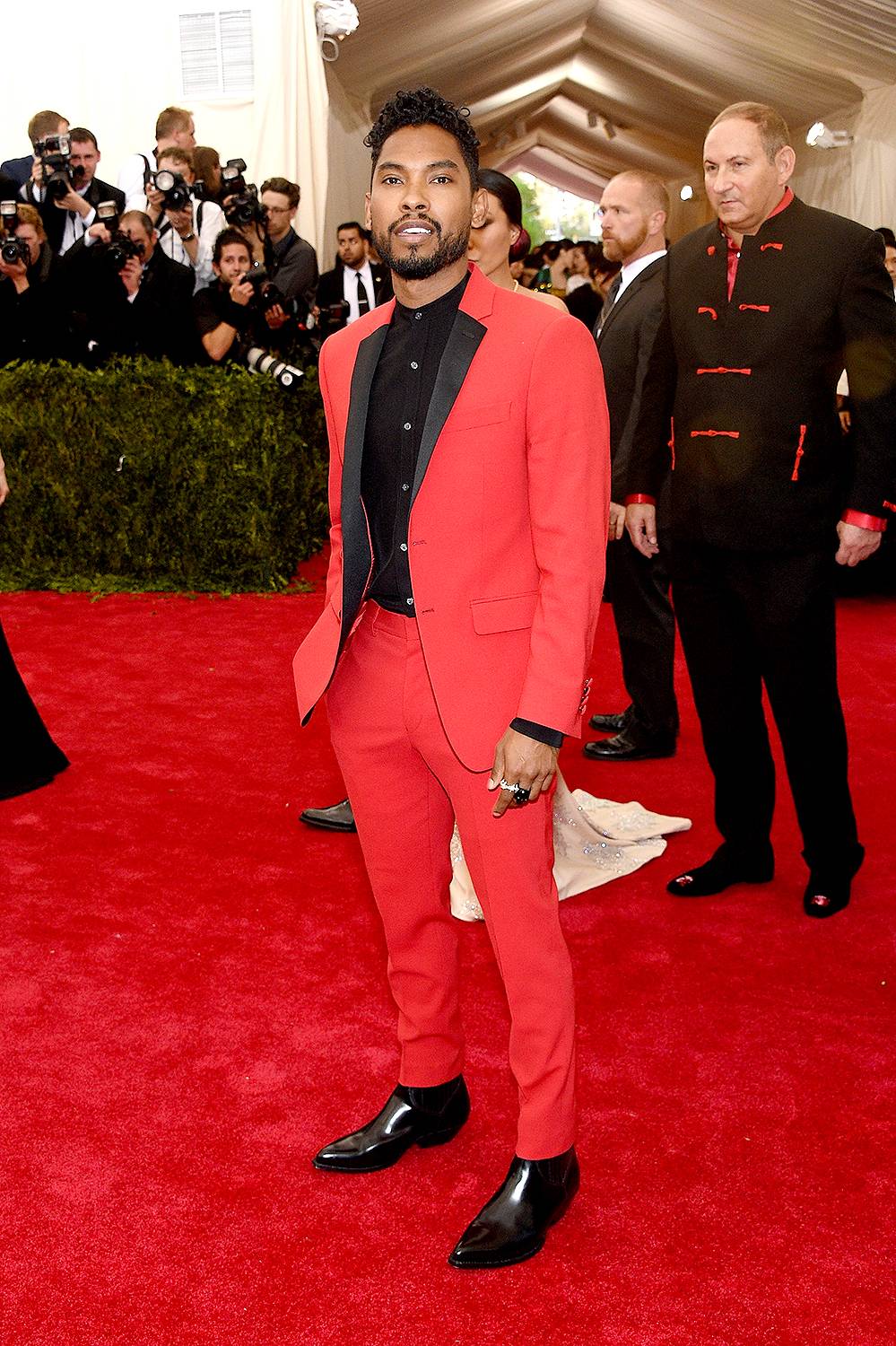 Met Gala 2015  Prom outfits for guys, Guys prom outfit, Dapper dudes