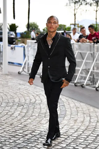 Jeremy Meeks in Extremedy Couture - Jeremy Meeks&nbsp; at the screening of &quot;The Dead Don't Die&quot; at the 72nd annual Cannes Film Festival during the 72nd annual Cannes Film Festival.&nbsp;(Photo: Jacopo Raule/GC Images)