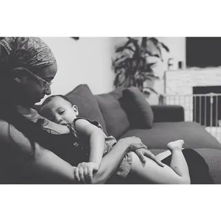 Commitment - Yaaassss for long-term breastfeeding!&nbsp; (Photo: Amber Pendleton/The Birth Lens&nbsp;via Twitter)