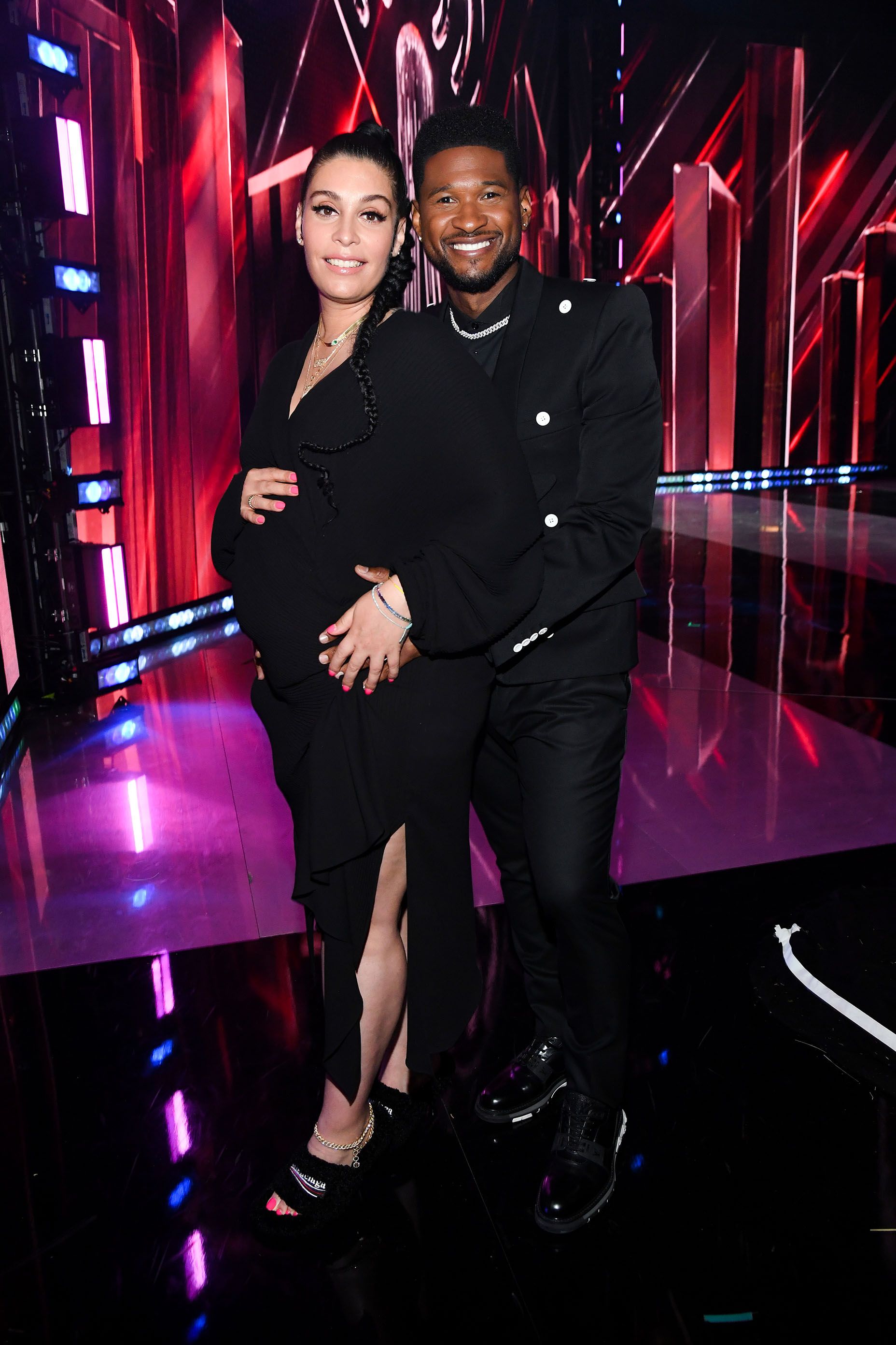 Oh Baby Usher And Jenn Goicoechea Welcome Son Sire Castrello News BET   Mgid Arc Imageassetref Bet.com 8bd5b0b1 2c37 11ec 84ca 0e0dce71f2a5