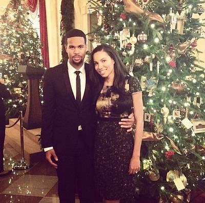 Jurnee Smollett - Looking festive in a mixed-print shift dress, the actress takes in the gorgeous decor at the White House holiday party with husband Josiah Bell.  (Photo: Jurnee Bell via Instagram)