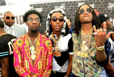 Migos vs. 300 Entertainment&nbsp; - Migos hit up Twitter&nbsp;and announced that they had parted ways with Lyor Cohen's 300 Entertainment which is distributed through Atlantic Records. The Atlanta trio's debut album Yung Rich Nation debuted in July and it looks like they have already moved on after dropping their new mixtape, Back to the Bando,&nbsp;yesterday.They tweeted, &quot;B2TB @LiveMixtapes out now. No business with 300ent! YRN QC independent. Big announcement coming soon.&quot; While Offset, Quavo and Takeoff get back on their independent hustle that brought them their initial success, check out more artists who battled it out with their labels. — Michael Harris (@IceBlueVA)(Photo: Johnny Nunez/BET/Getty Images for BET)