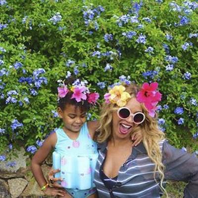 Beyoncé, @beyonce - Mommy-daughter love and time is important to everyone and Beyoncé is making sure that every moment with Blue is precious and memorable.   (Photo: Beyonce via Instagram)