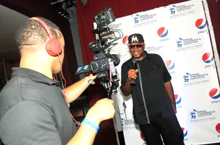Shout Outs - Uncle Luke does some red carpet interviews during Pepsi MBA Live in Orlando. (Photo: Gerardo Mora/Getty Images for Pepsi)