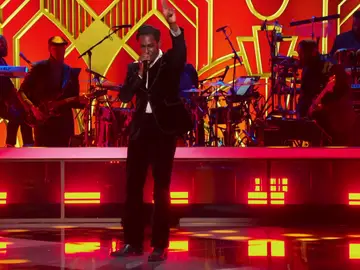 Leon Bridges performs his song, "Details" at the Soul Train Awards 2021.
