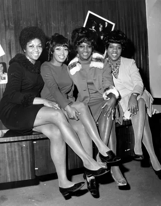 Sweet Inspirations: 1963 - As her talent carried her beyond the gospel circuit, Houston formed a more modern singing group called Sweet Temptations with Doris Troy and her niece Dee Dee Warwick. The group performed with some of the biggest acts of the 1960s and '70s, including Aretha Franklin, Jimi Hendrix and Elvis Presley.&nbsp;(Photo: Ian Showell/Keystone/Getty Images)