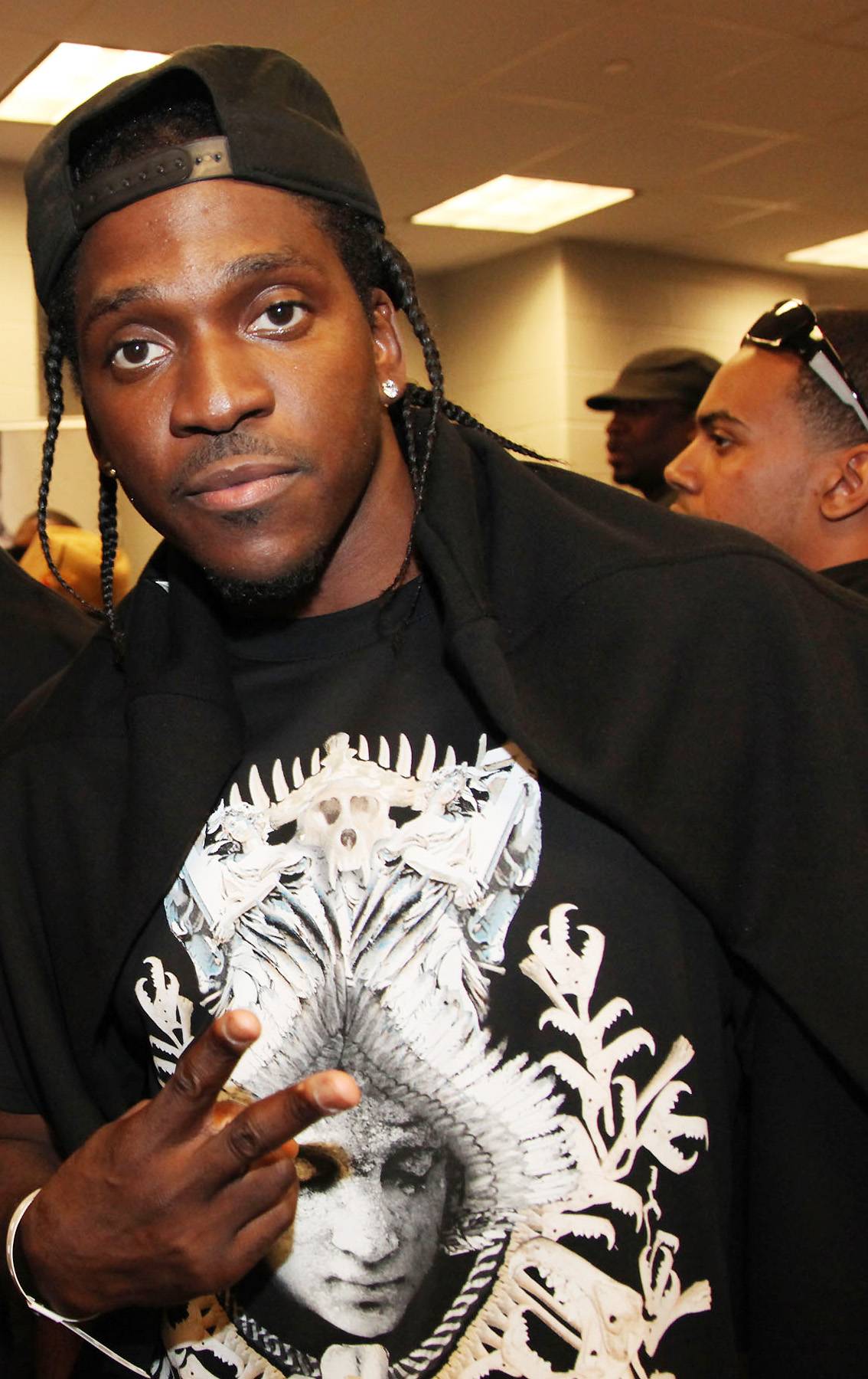 "Givenchy fittin' like it's - Image 3 from The 10 Coldest Lines From Pusha  T's 